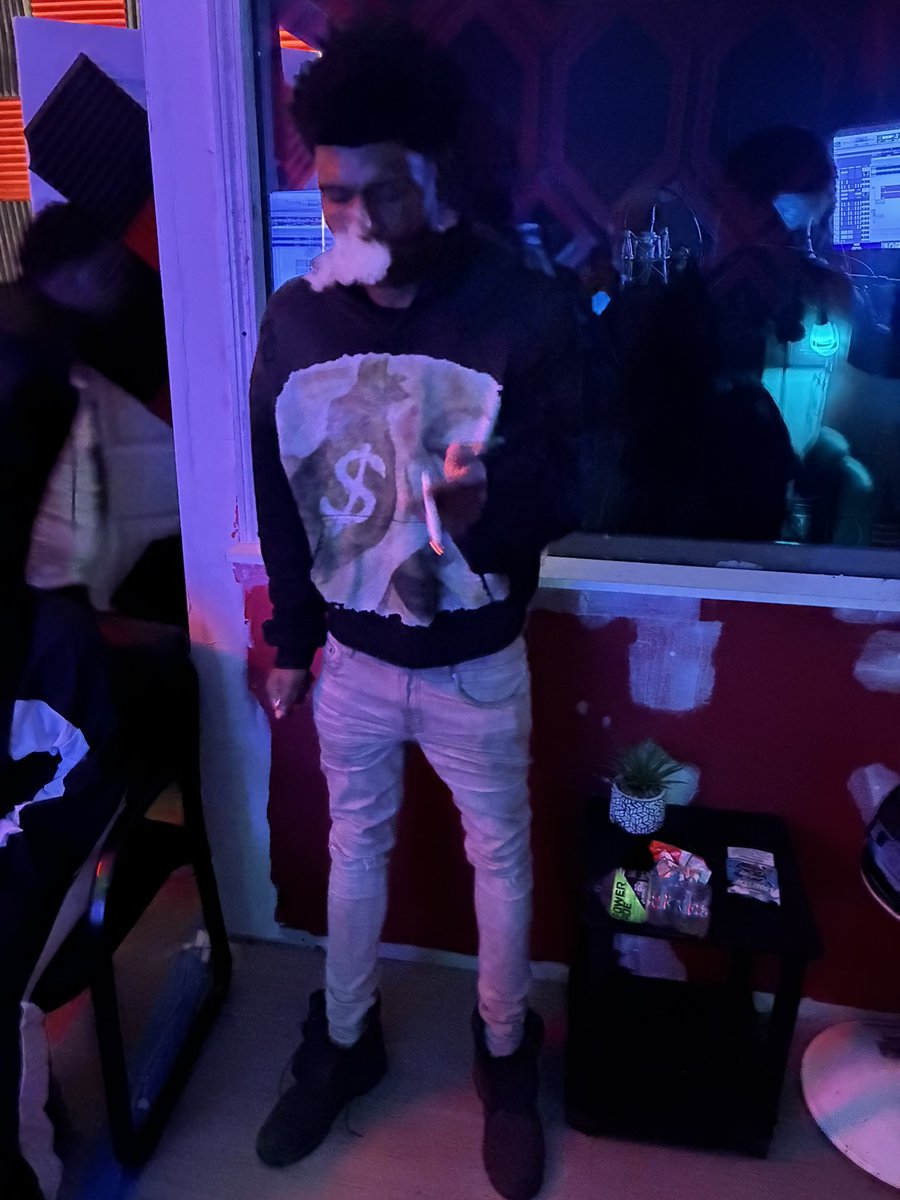 Topsaint👼 tweet media