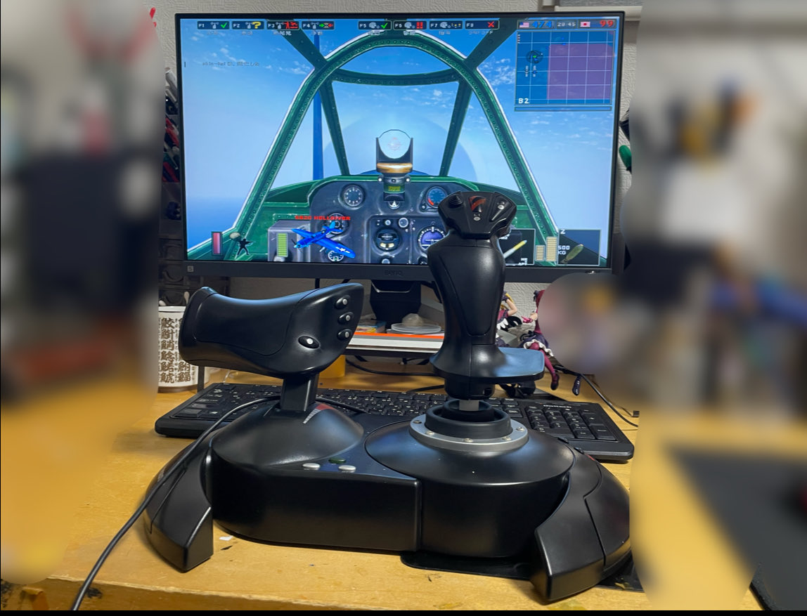 ジョイスティックが壊れてたので新調✈️
爆撃機しか乗れませんが、、、