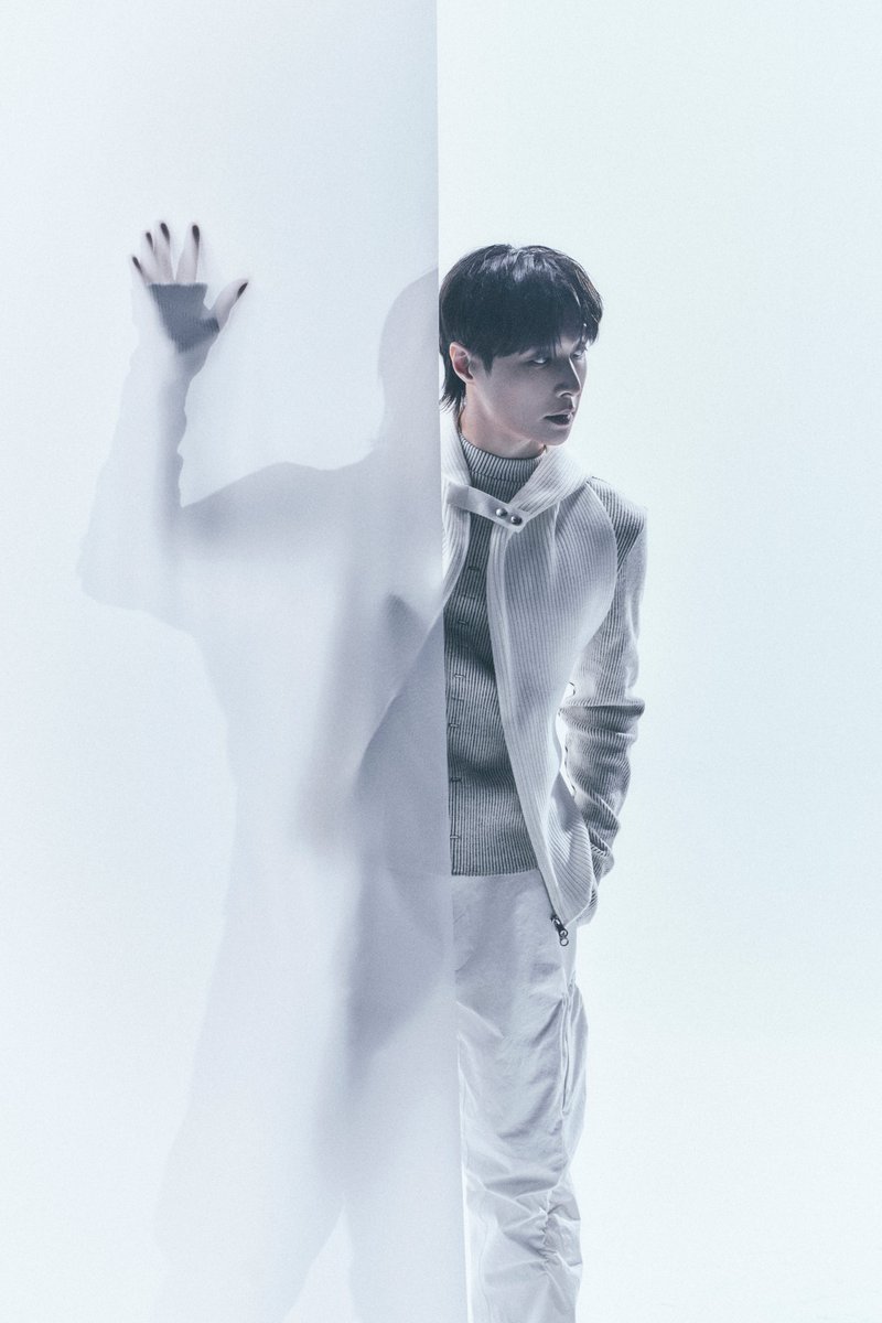 weareoneEXO's tweet image. Teaser Image - Cube 03

EXO 엑소 The 8th Album 【REVERXE】
➫ 2026.01.19 6PM (KST)

💿Pre-order
EXO.lnk.to/REVERXE

#EXO #엑소 #weareoneEXO
#REVERXE