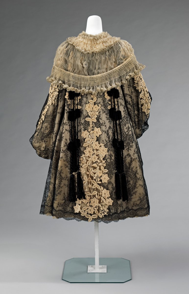 Evening coat by Rouff, 1895–1905. The MET.