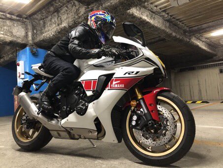 えりっく tweet media