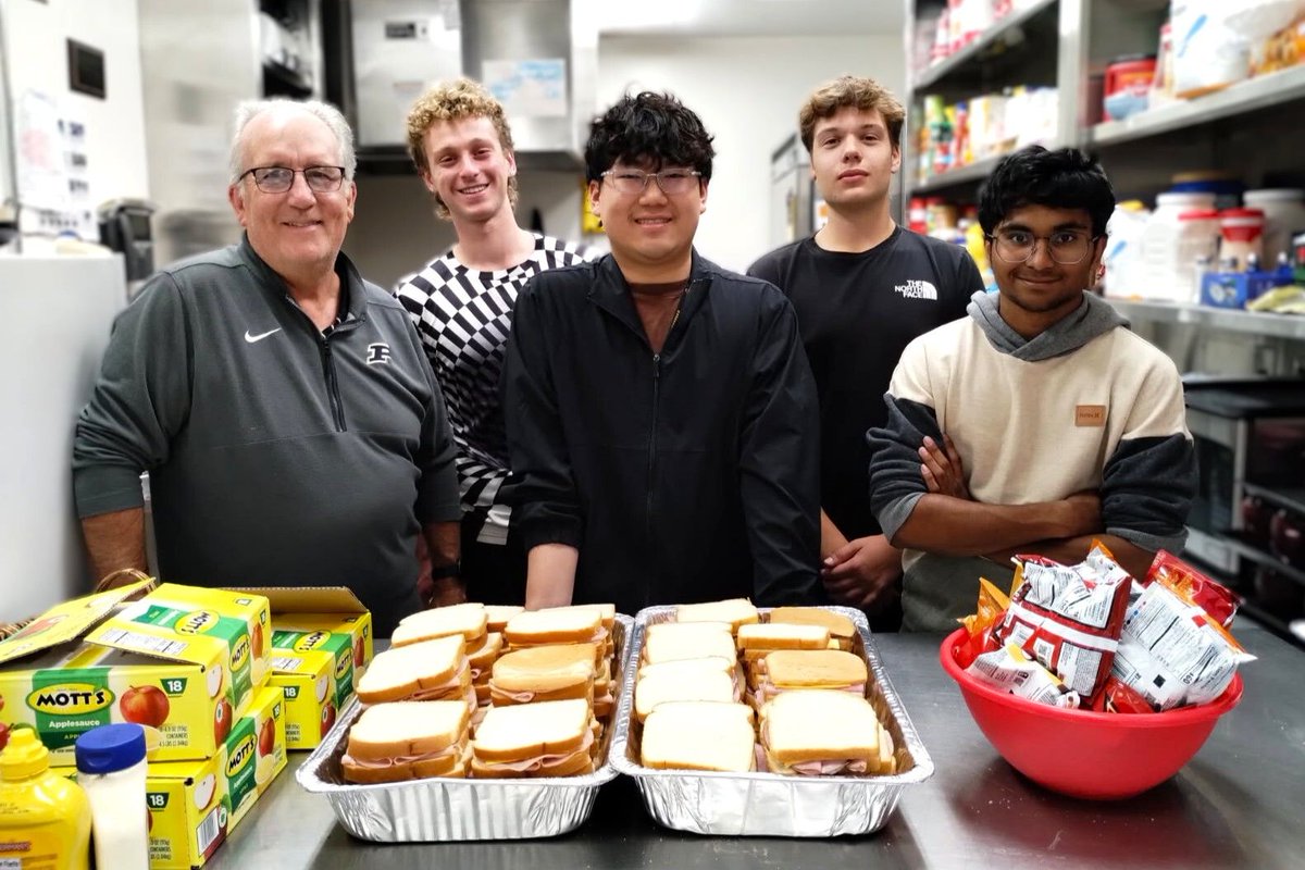 ✨ Make 2026 the Year You Make a Difference ✨Volunteer with LUM’s Shelter Programs and help provide meals, warmth, and dignity to neighbors facing homelessness. Be a lifeline of help &amp; hope. 💛 Sign up today - buff.ly/BUNLgTo