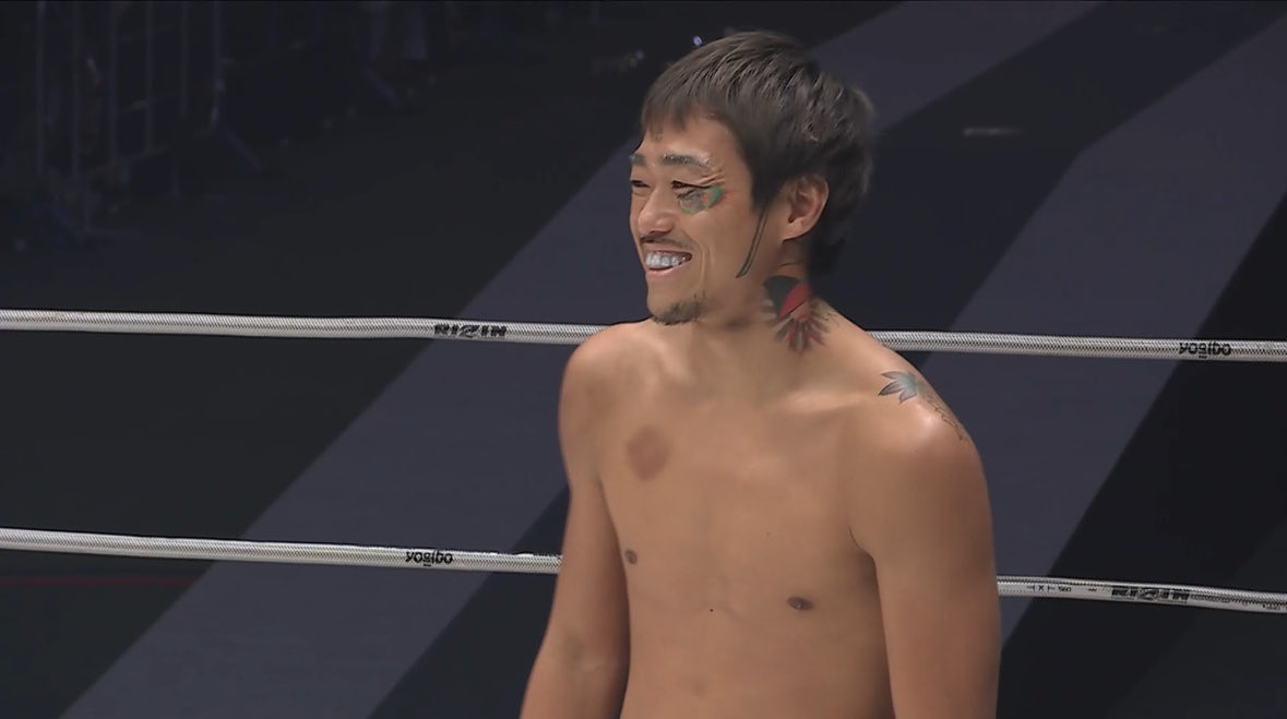 yutaka_2539's tweet photo. UFC戦績15勝2敗、超攻撃型ストライカーの風格ある https://t.co/F7tpyXnnB0