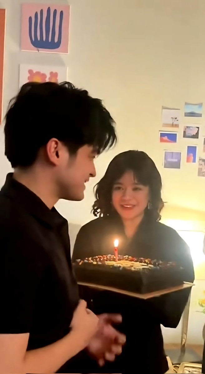 putpocketz's tweet image. ARE THEY ACTUALLY SLEEPING CAUSE WTF THIS IS SO CUTE