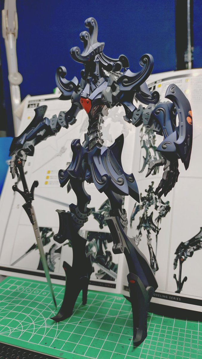 gyutaro2011's tweet image. ガット・ブロウも完成。
これにてダッカス完成とします。随分と時間をかけてしまいましたが、カラーリングを含めカッコよくできたと思います。
次はレジンキットのアイツを開始です🤩
いつもの使用カラーの備忘録は、後日改めてポストします。（現実逃避したいが明日は仕事😭）
#ダッカス
#VSMS