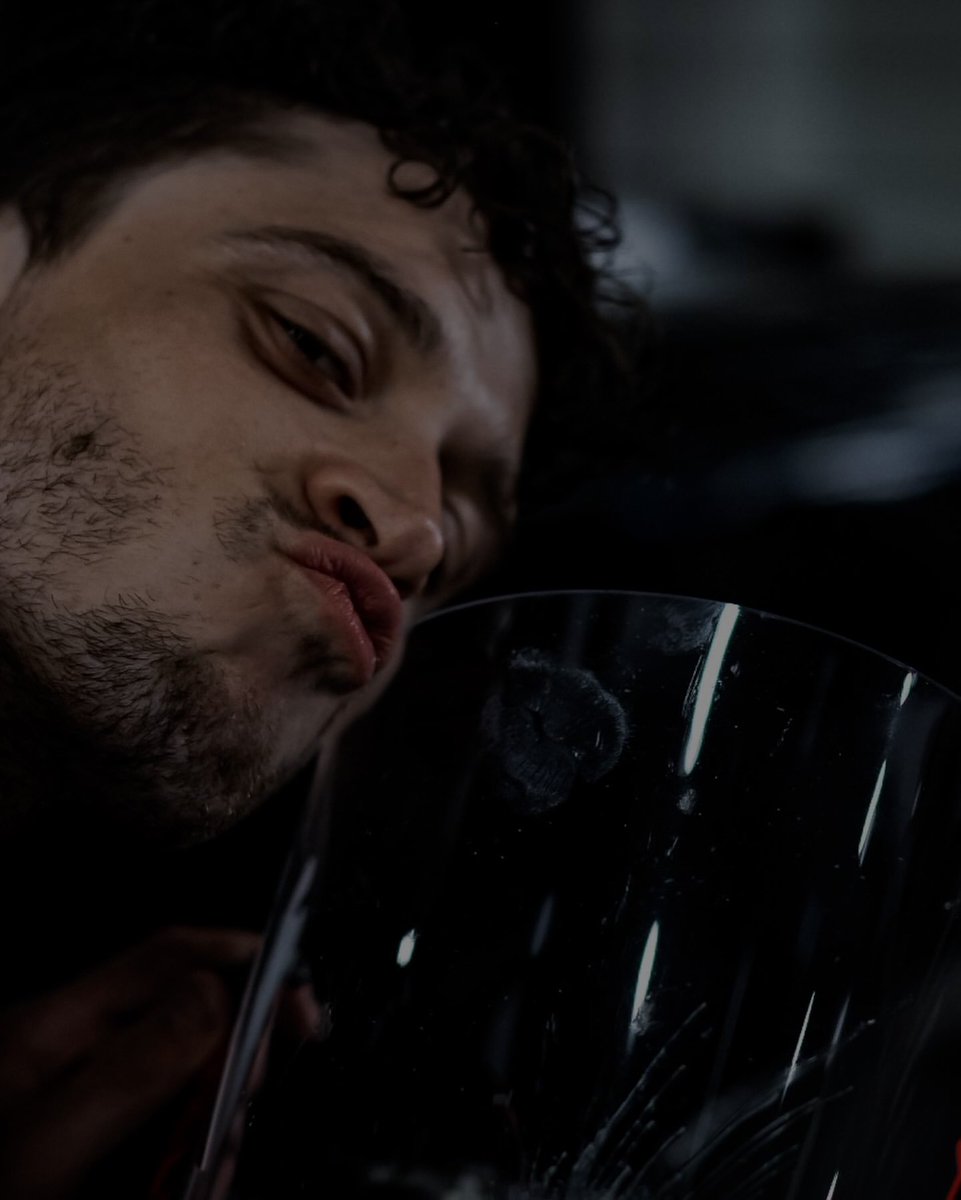 killmvmnd's tweet image. ᅟ
ᅟ
ᅟ
⠀       ⠀⠀                  ciao 2025 🖤 
ᅟ
ᅟ
ᅟ