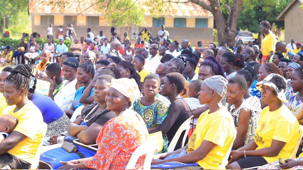 EchoduOfficial's tweet photo. This afternoon at Majengo Primary School in Majango Cell, Soroti City West, I was warmly received by an exciting crowd determined to change the status quo and embrace leadership that walks the talk. Thank you, my people of Majengo, for the love and incredible support.
#ProtectingTheGains 
#Nrmnewenergy