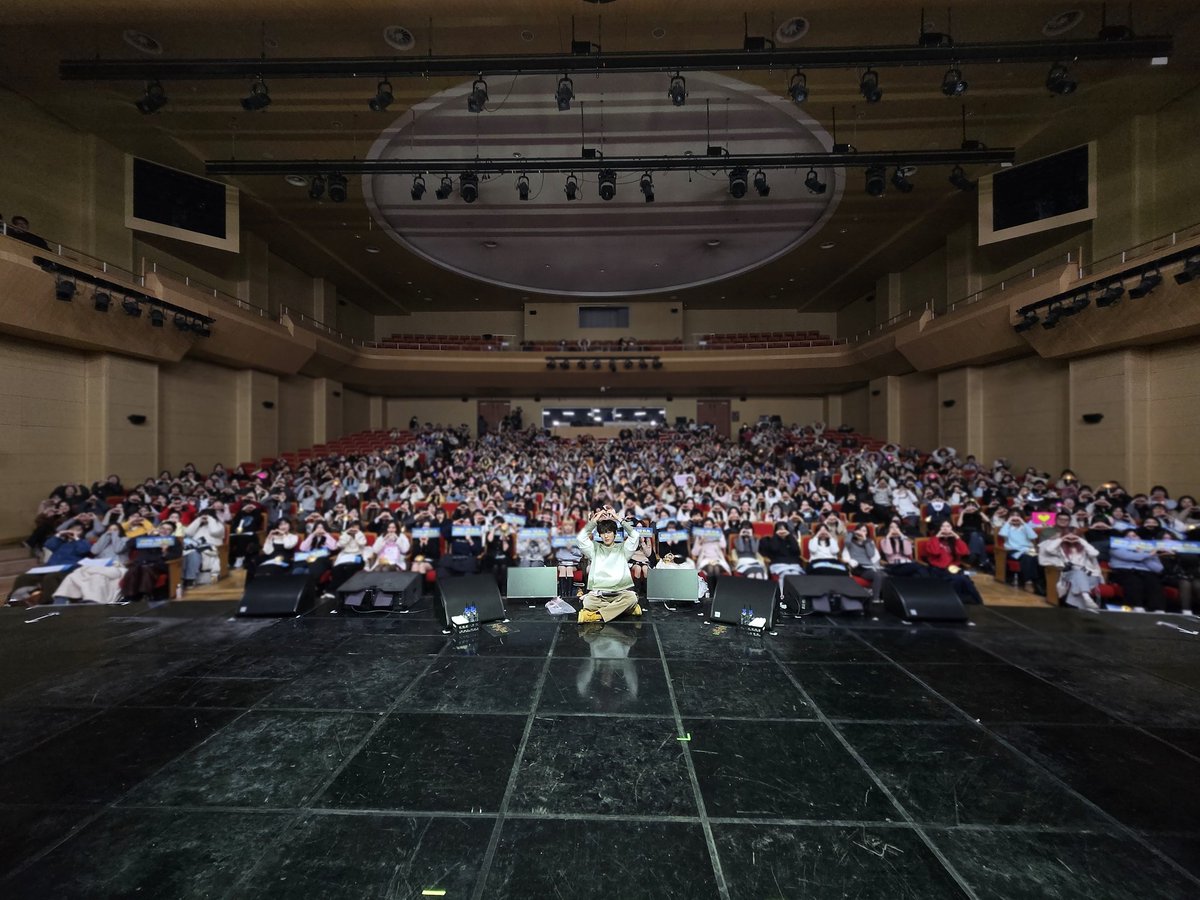 LSY_official_'s tweet image. ◾2026 LEE SUNG YEOL ASIA FAN MEETING IN SEOUL

우리는 또 만나요✨️💛

#이성열 #LEESUNGYEOL
#매니지먼트이상
#management2sang