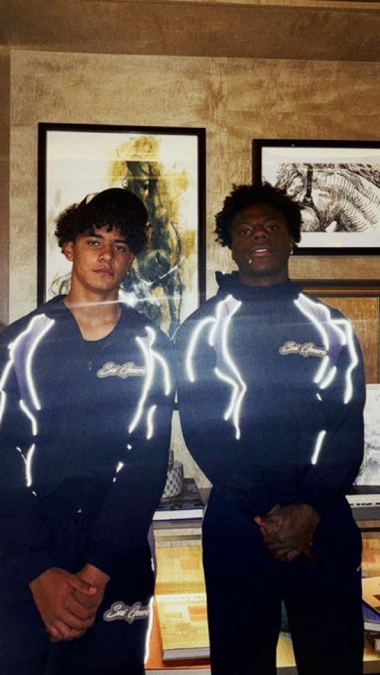 ArobaseGiovanny's tweet image. 🔴 IShowSpeed apporte son soutient à la nouvelle marque de vêtement de Cristiano Jr : Sui Generis ✨

(via @ActuCR7_)