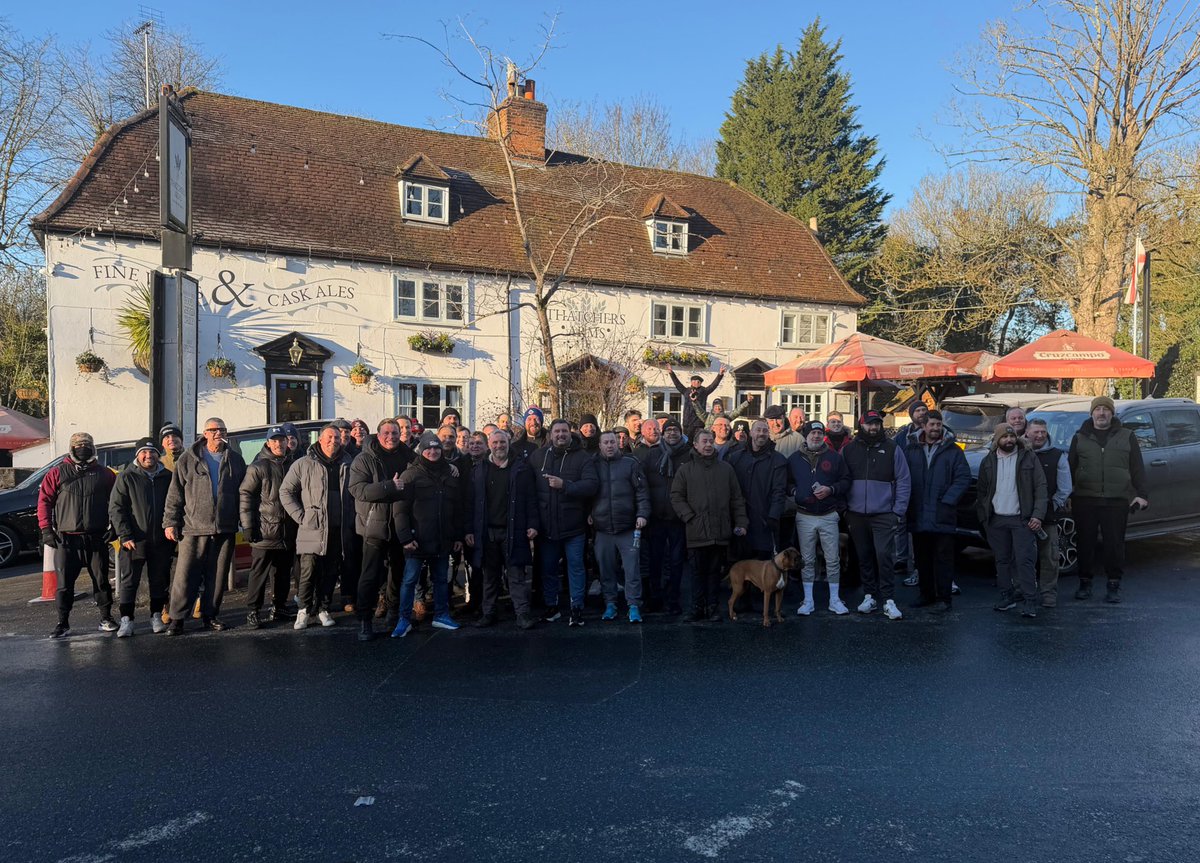 iamtomskinner's tweet image. What a wonderful morning the Walk was! We are back at the pub and had a beautiful time walking, talking and enjoying the Brentwood countryside. The weather was fantastic and I met some lovely fellas. Great to see blokes supporting blokes! We are going to do this 8am every Sunday!…