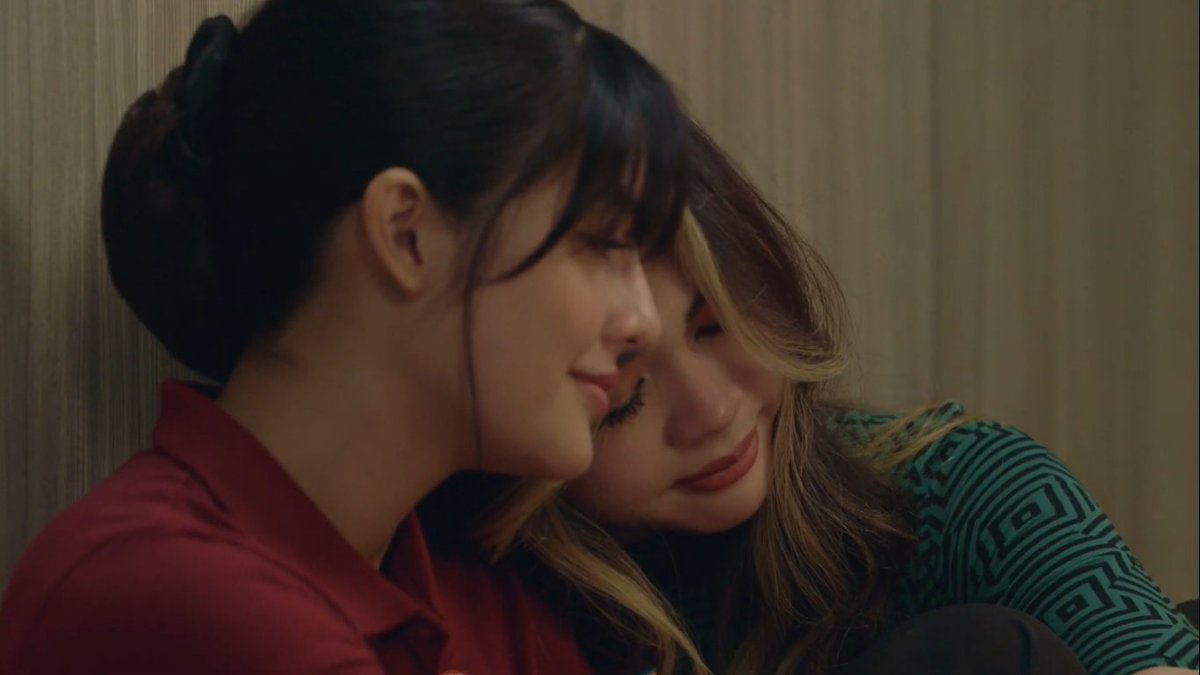 JaneNella might be one of our “ghost” pairings, but their potential and chemistry speak for themselves. It would be a shame to let all that go to waste. If things had aligned, we would have seen more GL projects from them by now.  I hope it’s not too late.