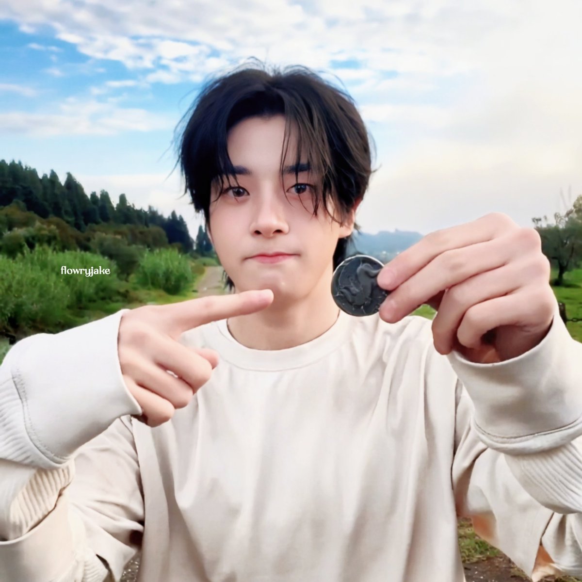 flowryjake's tweet image. #JAKE #제이크 🍞🤏🏻