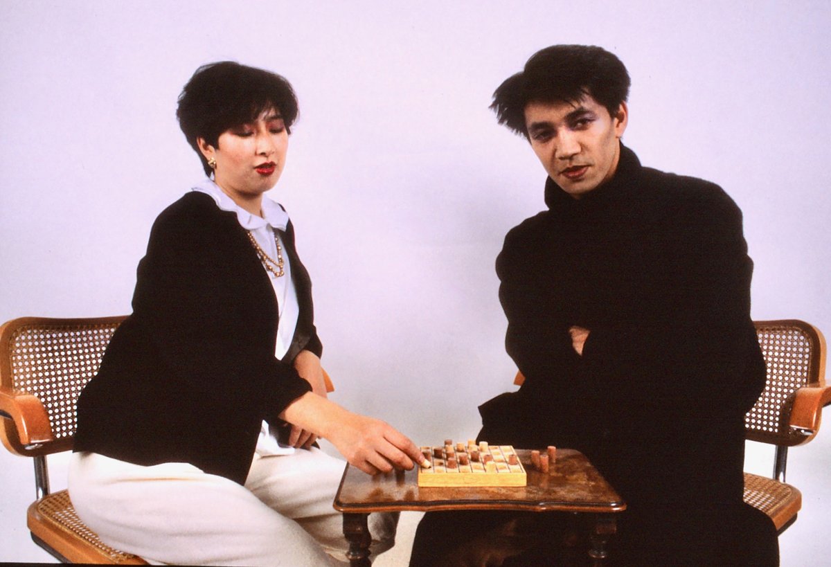 well it was the 80s. even the furniture was confused