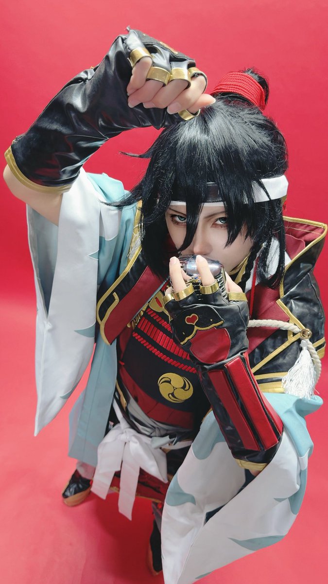 【Cosplay】
刀剣乱舞/和泉守兼定(極)

￣￣￣￣
        お前が知ってる
                        ＿＿＿＿

📸▷<a href="/RoaCosSoda/">Roa【ロア】5.5スパコミ</a> 
studio▷
#2025超年末江水併せ