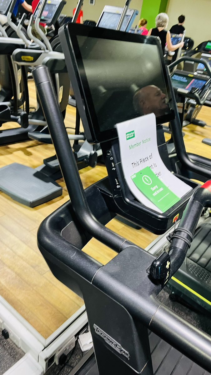 Cmon <a href="/NuffieldHealth/">Nuffield Health</a>, this bit of kit has been out of action for well over a month. Why does it take so long to repair stuff at Warwick??