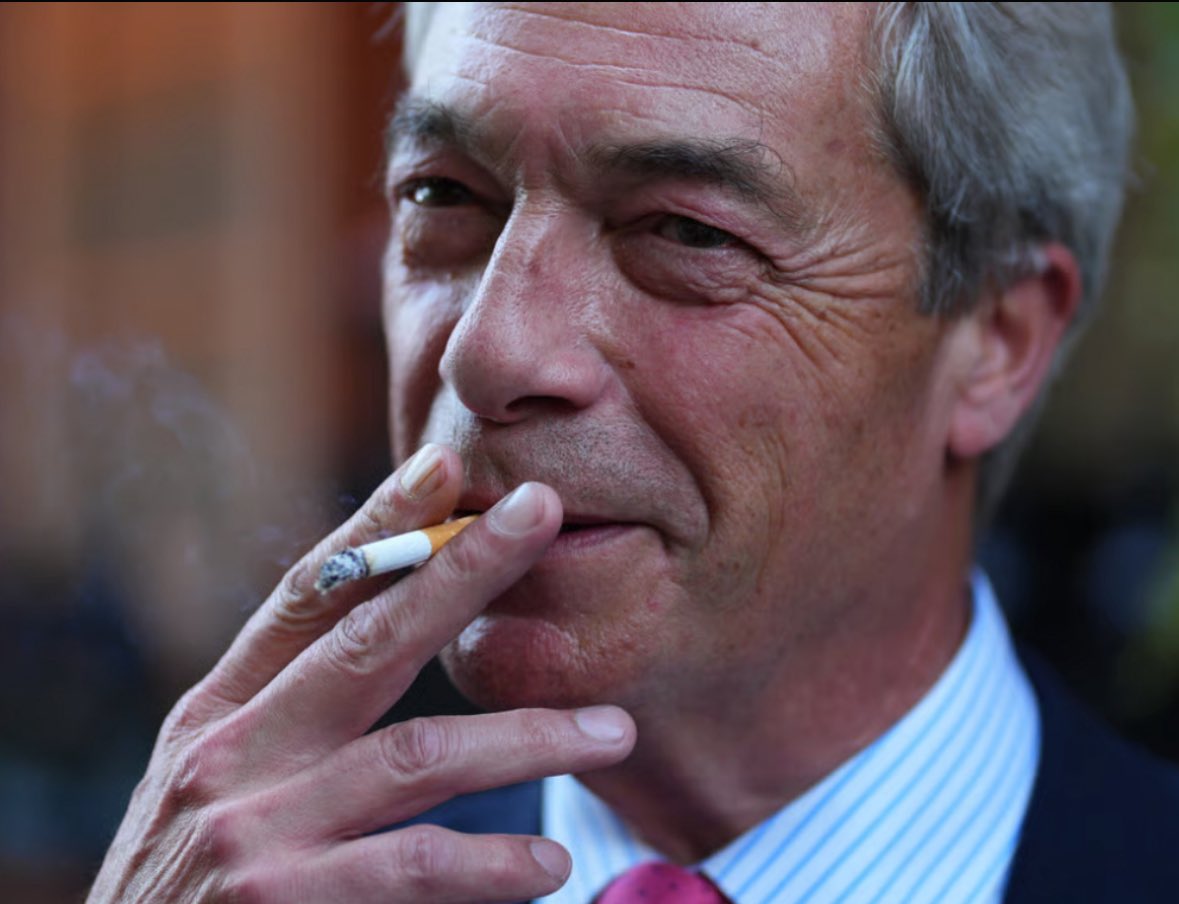 PhilMyers53's tweet photo. When I see the plaudits for Farage, it reminds me of  Johnson. People were aware of his chequered past, + yet they made him PM
Farage's Brexit, the greatest act of self-harm in UK history, + his association with Russia + Trump are major warning signs

DON'T MAKE THE SAME MISTAKE https://t.co/wXlE5AWNtt