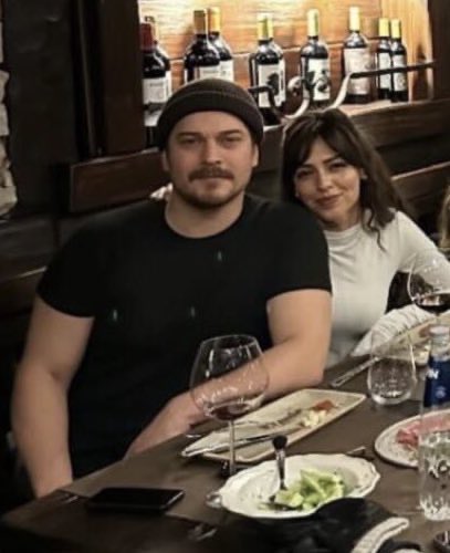 Farah🤍 tweet media