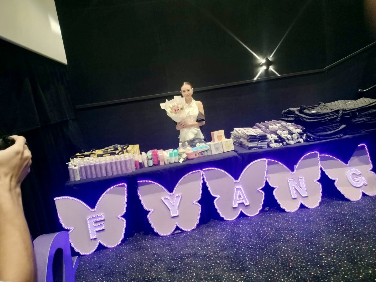 ana444ana444's tweet image. Cuteeeeeee 😭🤏🏻