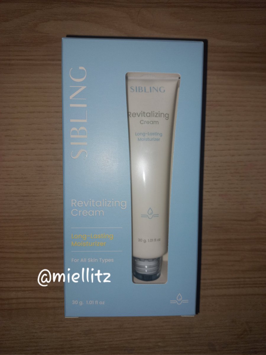 miellitz's tweet image. ส่งต่อครีมรีไวท์สีฟ้าค่า กล่องแกะแล้วแต่ตัวครีมยังไม่ได้ใช้ค่ะ ݁˖ 𐙚 
📮350 ส่งฟรีค่ะ
#ซิบบลิ้ง #sibling #ส่งต่อสกินแคร์ #ส่งต่อซิบบลิ้ง #ส่งต่อsibling