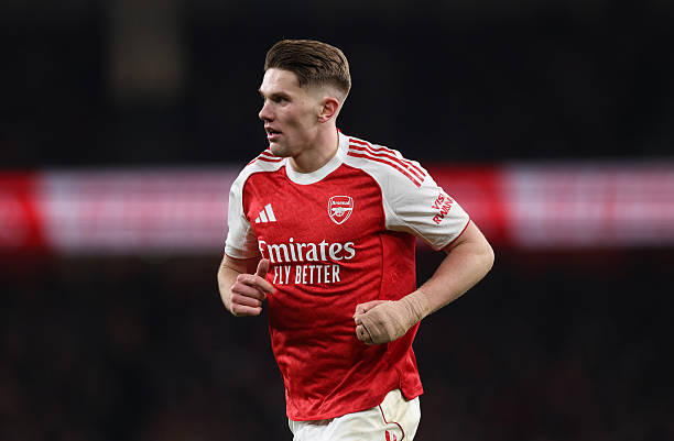 Wanalyst007's tweet image. Possibly

Gyokeres has played 1227 of the available 1800 minutes in the Premier League

In the 1227 minutes he's on the pitch, Arsenal have conceded 6 goals

In the 573 minutes he's off the pitch, Arsenal have conceded 8 

There's a Massive drop off OOP when he's not playing