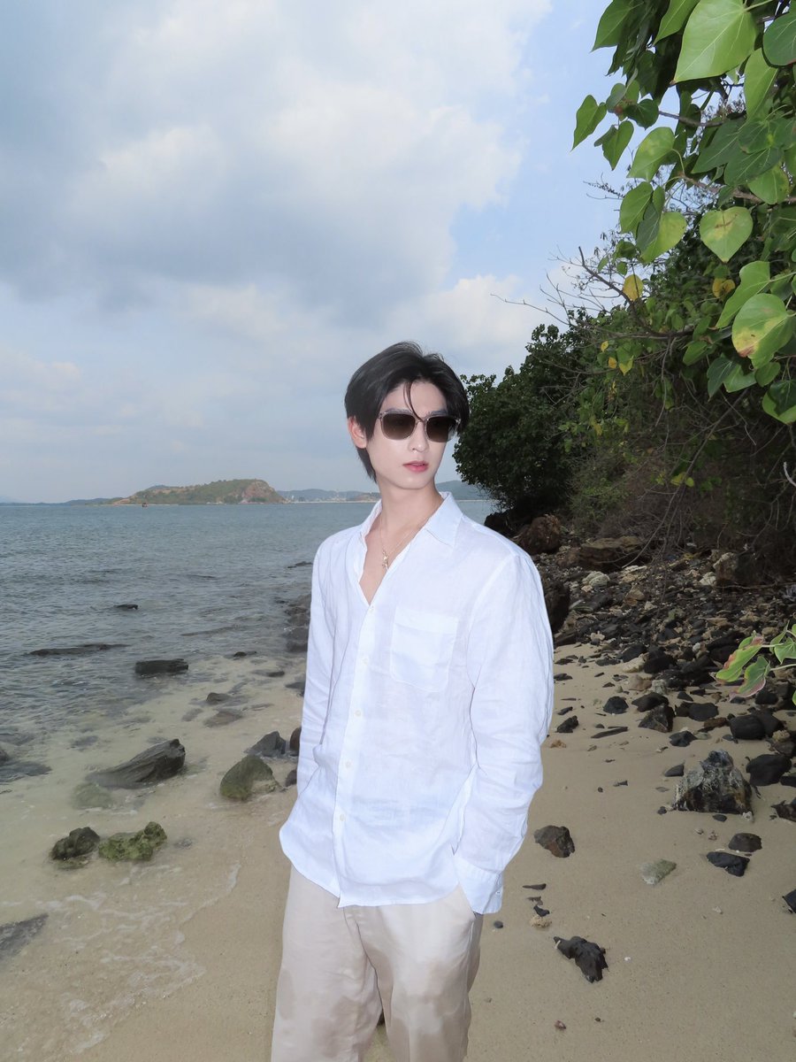 jiroforblue's tweet image. ลูกหลานมหาสมุทรมาก ทะเลพังทุกที