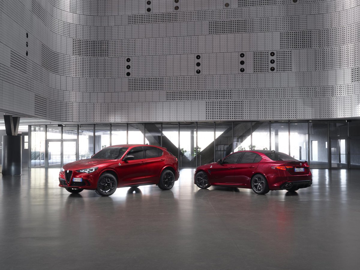 Alfa Romeo has whipped the wraps off two new performance-focused limited-edition models, the Giulia Quadrifoglio Collezione and Stelvio Quadrifoglio Collezione. All you need to know at otherpeoplescars.co.za/alfa-romeo-giu…