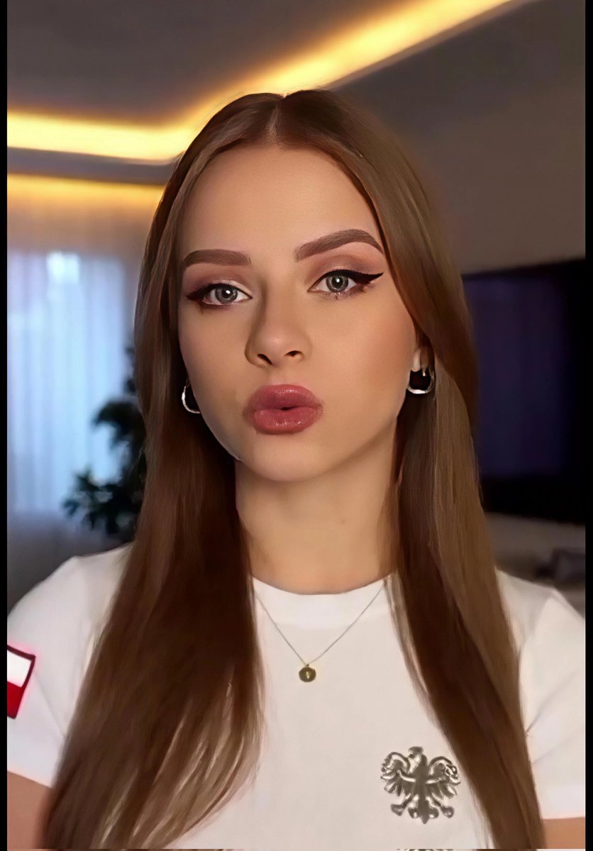 "PRAWILNE POLKI" BYŁY Z ROSJI - ROZPOWSZECHNIALI JE LUDZIE BRAUNA

Komisja Europejska wszczyna postępowanie wyjaśniające ws. serii filmów na TikToku generowanych przez sztuczną inteligencję, których treść nawoływała do wyjścia Polski z Unii Europejskiej - ustaliła dziennikarka