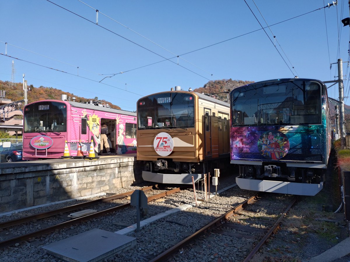 富士山麓電気鉄道(富士急行線) 6000系6700番台全編成 左から 6702編成