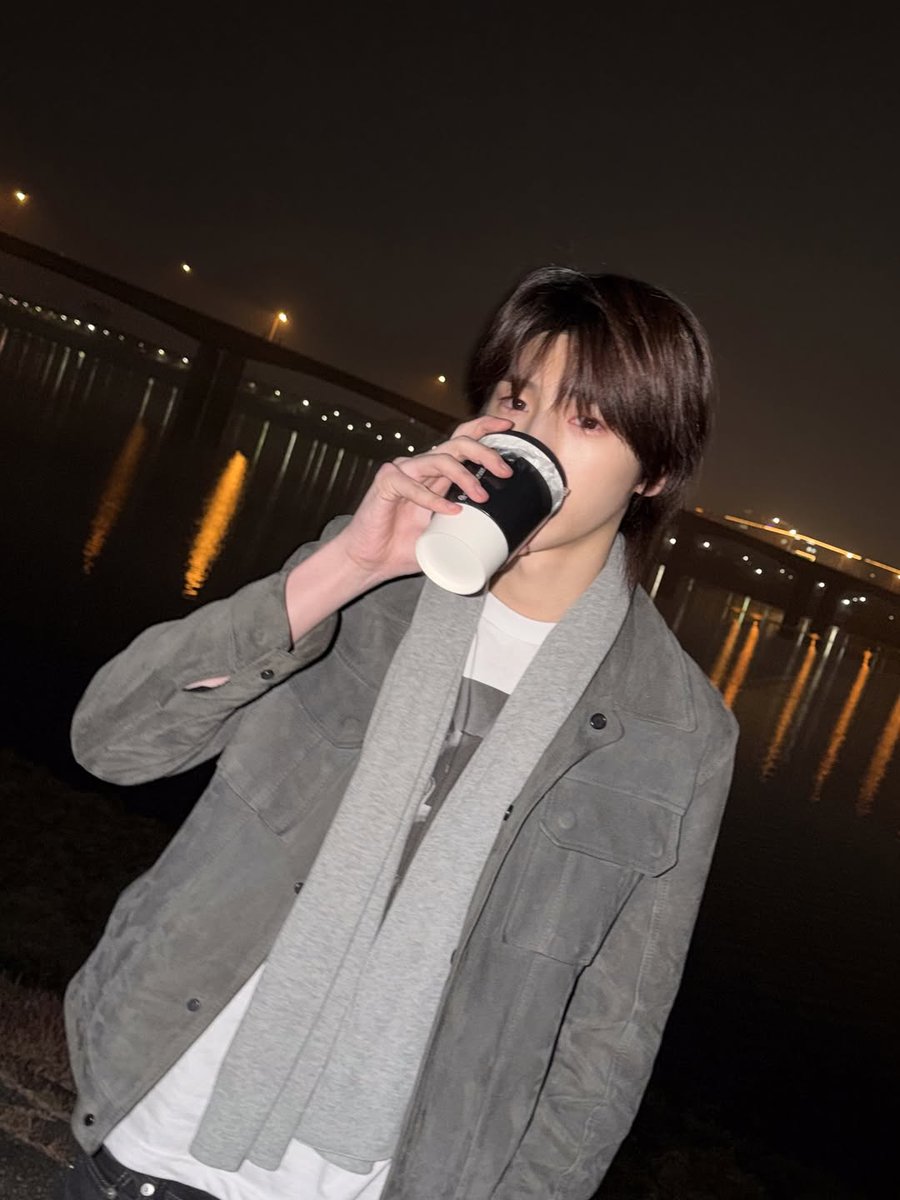 星星 tweet media