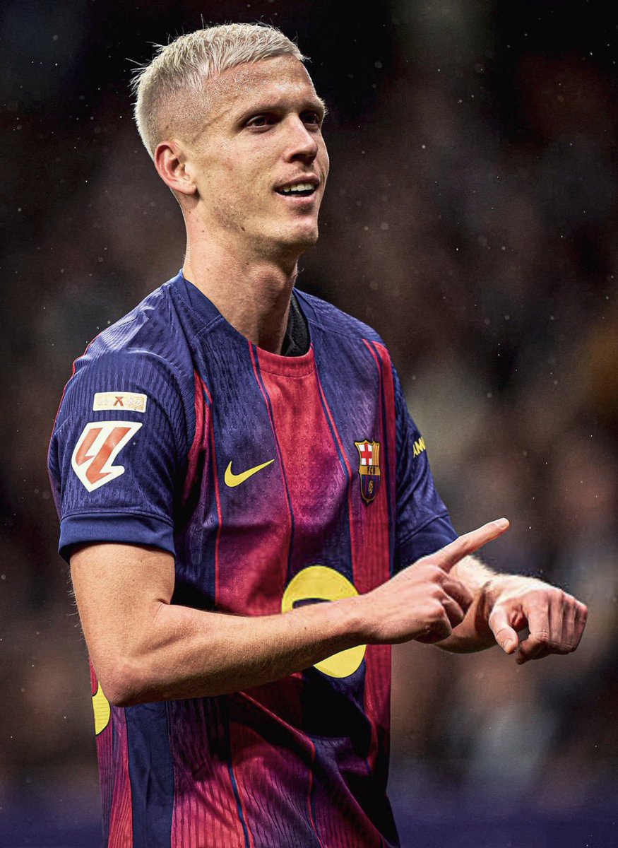 rayyanisc's tweet image. لو استمر اولمو بهذا الاداء اللي قدمه في اخر ثلاث مباريات ،اضمن لكم لاعب يترشح للكرة الذهبية نهاية الموسم ،يصنع ،يسجل ،يراوغ لاعب مركز 10 حقيقي 

⌚️👉🏻