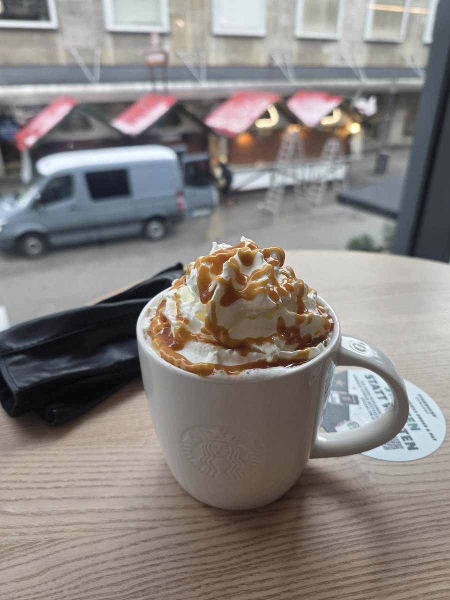 StarismaStudio's tweet image. Hi from #starbucks 😍☕️