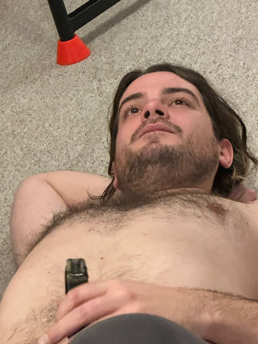 joshybloom97's tweet photo. Dissociating my way thru 26 https://t.co/Ql9YjNG9CX