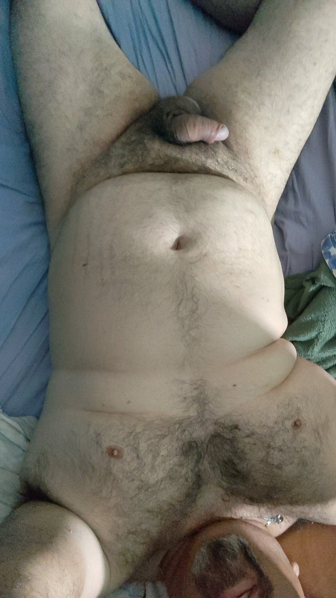 MYCLaR16's tweet photo. @titobearok Que hermoso despertar mi macho bello 🥰❤️😘... Para estar ahí chupandote todo... Te amo Tito https://t.co/1ZCH965bv9