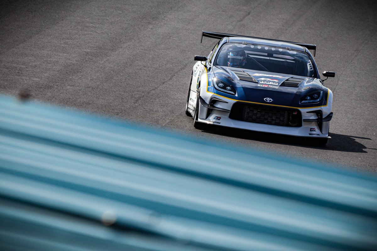 佐々木雅弘 選手(@masahiro_sa)がドライブした、スクリーンGR86が東京