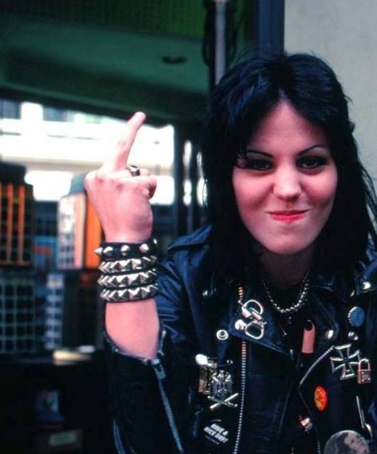 TheExtremeMusi1's tweet photo. Joan Jett, 1970s https://t.co/H4zm8TsvO0