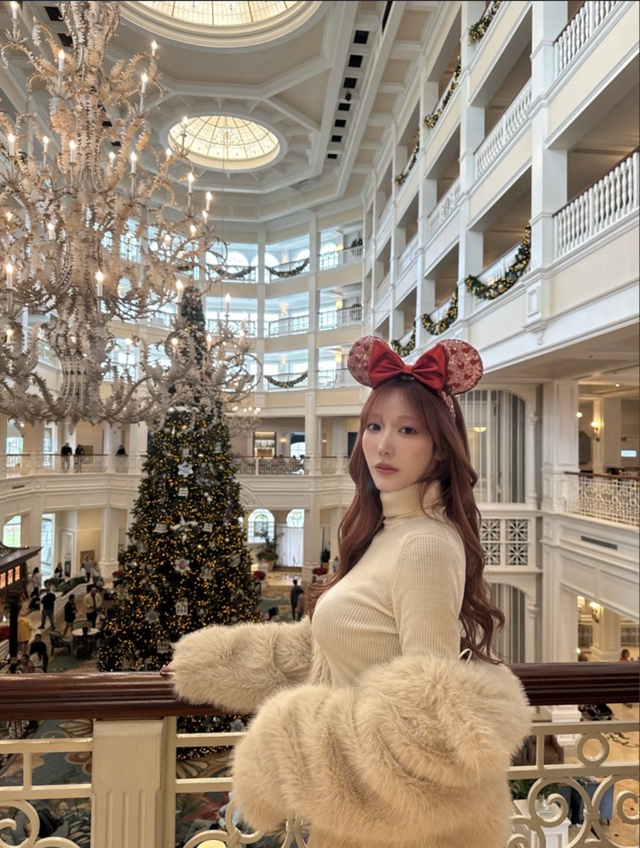 新年はアメリカのディズニーで過ごしたよー🪽🏰🧚‍♀️ https://t.co/YBvDfikzTu