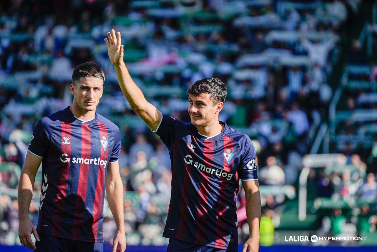 📊La <a href="/SDEibar/">SD Eibar</a> se sitúa como mejor local de Segunda división.

1️⃣1️⃣Partidos
6️⃣Victorias✅
3️⃣Empates ⏸️
2️⃣ Derrotas ❌

✈️Por otro lado, la <a href="/SDEibar/">SD Eibar</a> es el peor visitante de la categoría 

9️⃣Partidos
0️⃣Victorias✅
3️⃣Empates ⏸️
6️⃣Derrotas❌
Una de cal y otra de arena para los armeros