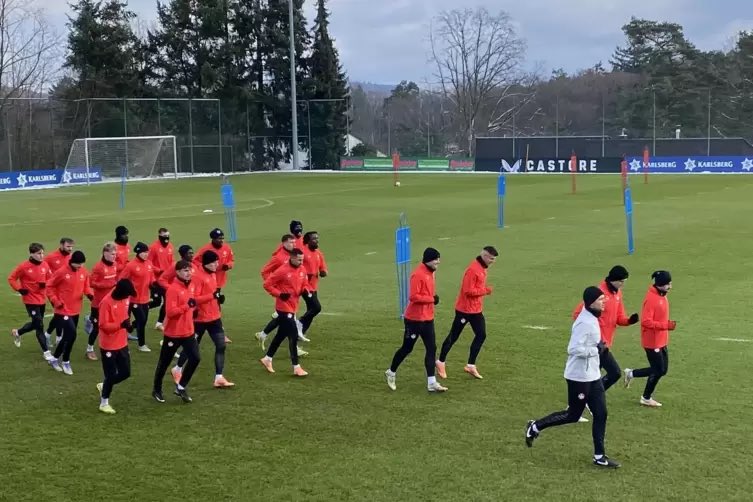 1. FC Kaiserslautern NEWS tweet media