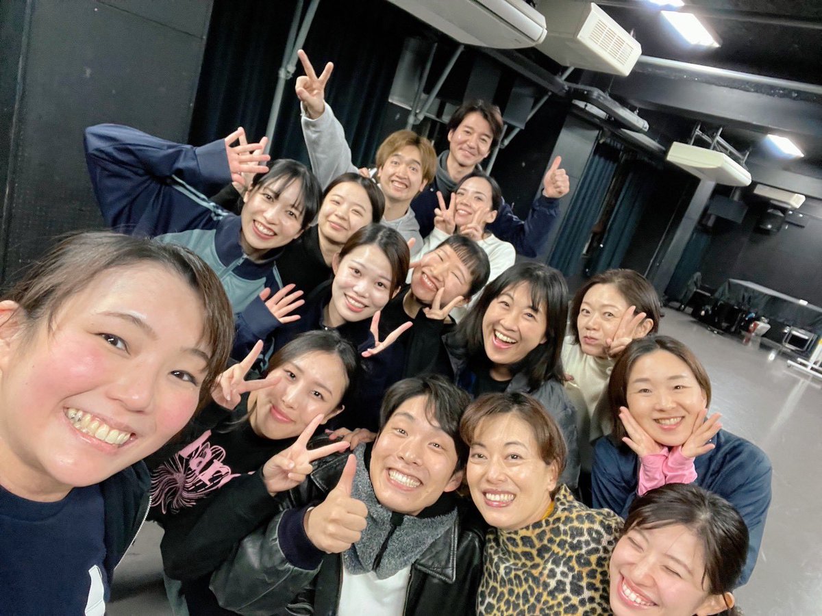 #300歳の誕生日　稽古始めでした！
年末も年始も皆様とご挨拶ができてとっても嬉しかった🌙
暖かくて笑顔が絶えない稽古場です☺️