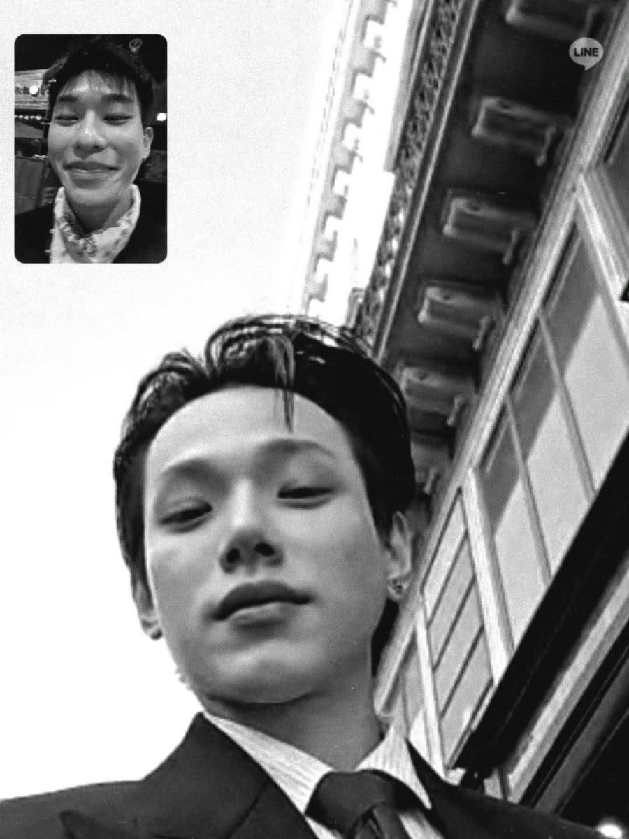 JiewLittle88's tweet image. หนุ่มปารีสวันนี้ไปถ่ายแบบที่ไหนล่ะนั่น
ใส่สูท ผูกไทด์อย่างหล่อ คอลหาหนุ่มโซลด้วย

#ต้าห์อู๋ออฟโรด #DaouOffroad