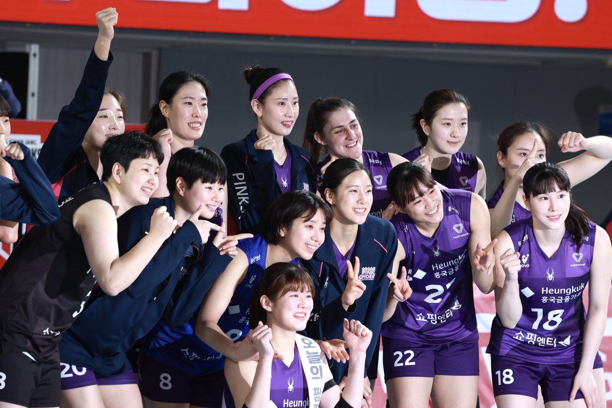 김수지 갈수록 좋아져..
흥국생명 10승.. 
새해부터 효심에감동🥹! 승3 축하합니다🫰🏻