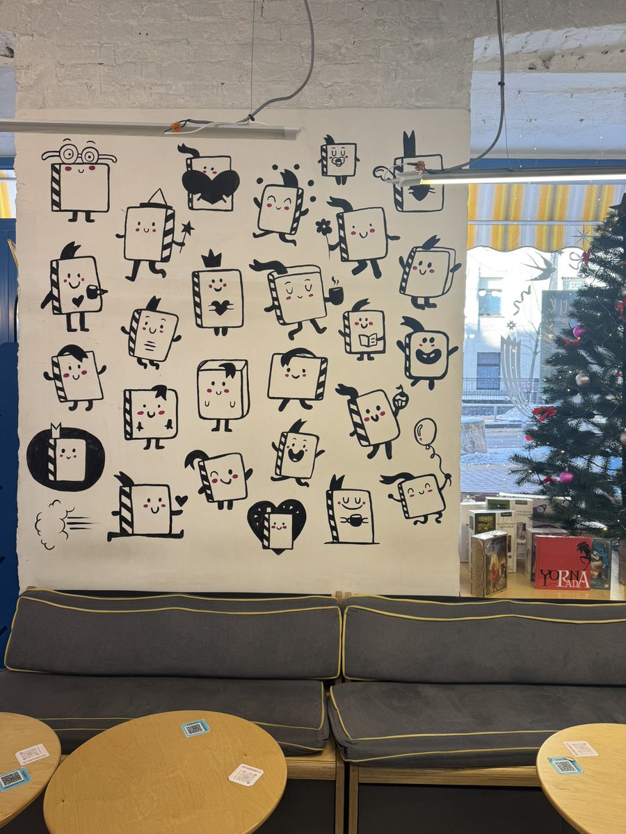 maxcocoabean's tweet image. Календар порадив довгу прогулянку!

Тож на вулицю вийшов, книжку почитав, морозним центром пройшовся 😉❄️ наповнююсь енергією на наступний тиждень)