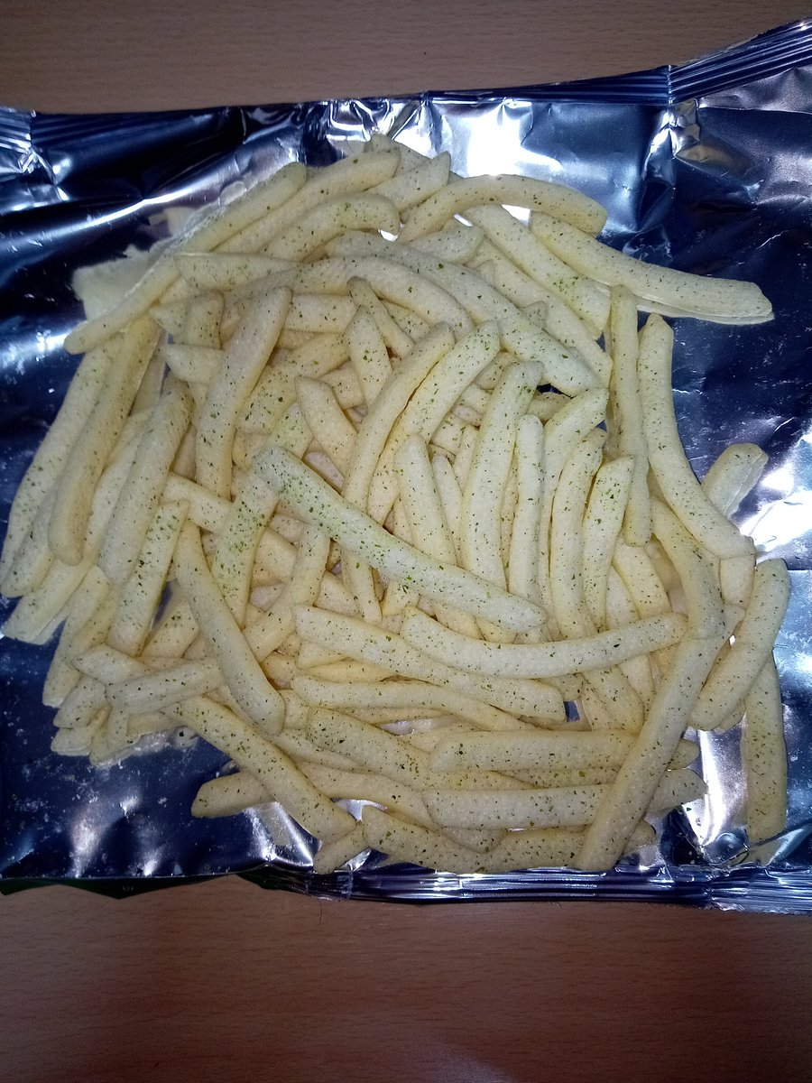 『サッポロポテト』 カスタムオプション差額 期間限定 サッポロポテト ロング のりしお味 思っていたほど長くはない