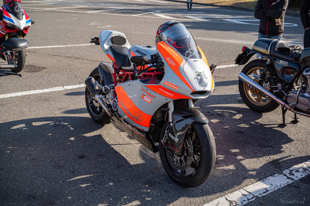 がーすー tweet media