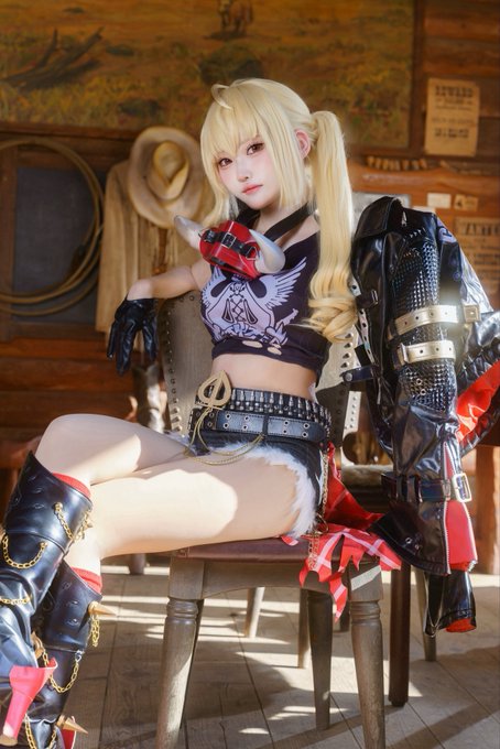 Twitterのコスプレ画像13