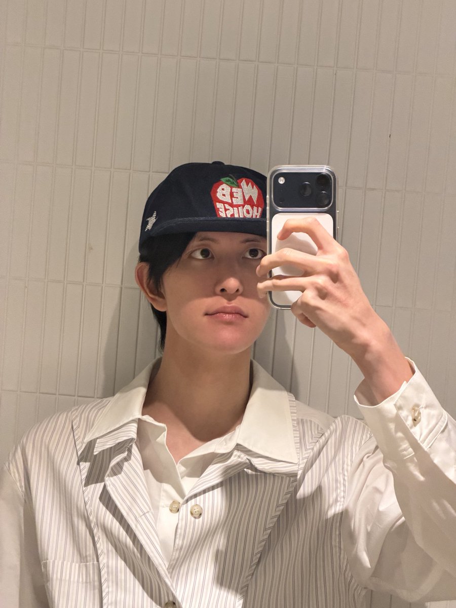 👾🤖

#8TURN #에잇턴 #エイトターン
#경민 #KYUNGMIN #ギョンミン