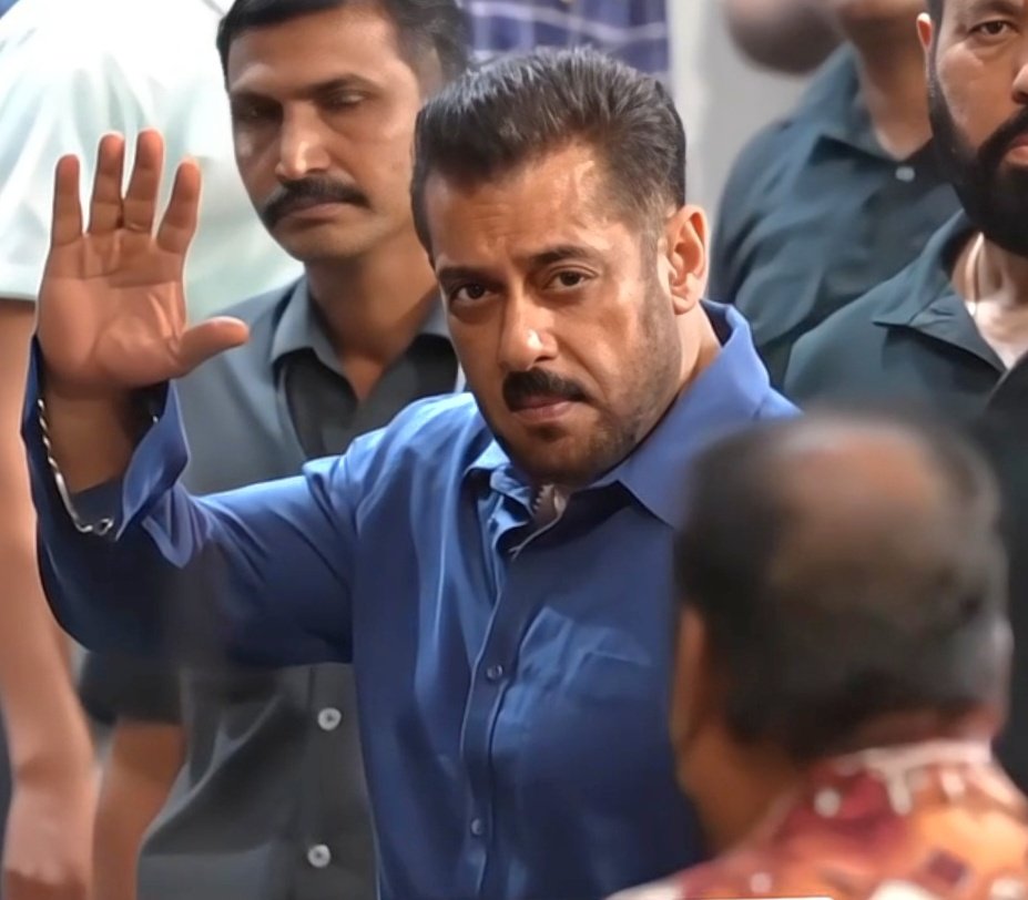 SalmaniacNav's tweet photo. Hey everyone please follow @Being_Anjali5 a huge Salman Khan fan girl! Must follow &amp; support 💯 FB will be given! https://t.co/NCGr7QB03f