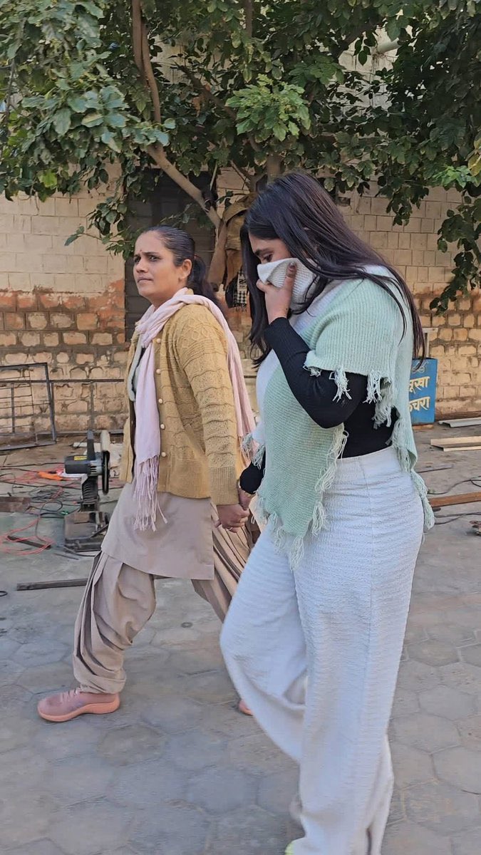 काम ऐसा करो कि चेहरा छुपाना ना पड़े