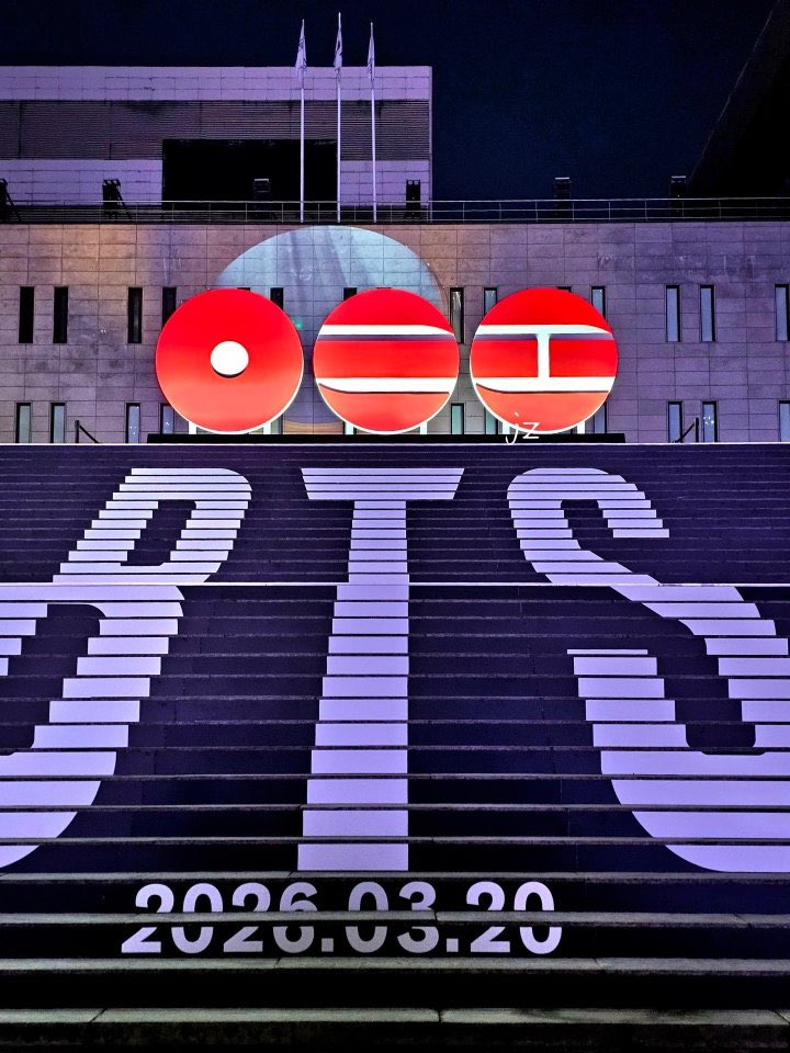 _BTSMoments_'s tweet image. RT &amp;amp; REPLY 

BTS IS COMING 
BTS BTS BTS
2026 YEAR OF BTS AND ARMY
BTS COMEBACK 2026 
#BTSComeback2026