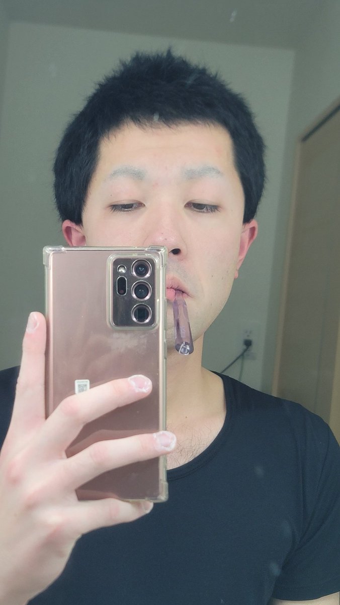 いっそ蛇にピアスのシバさん目指そう